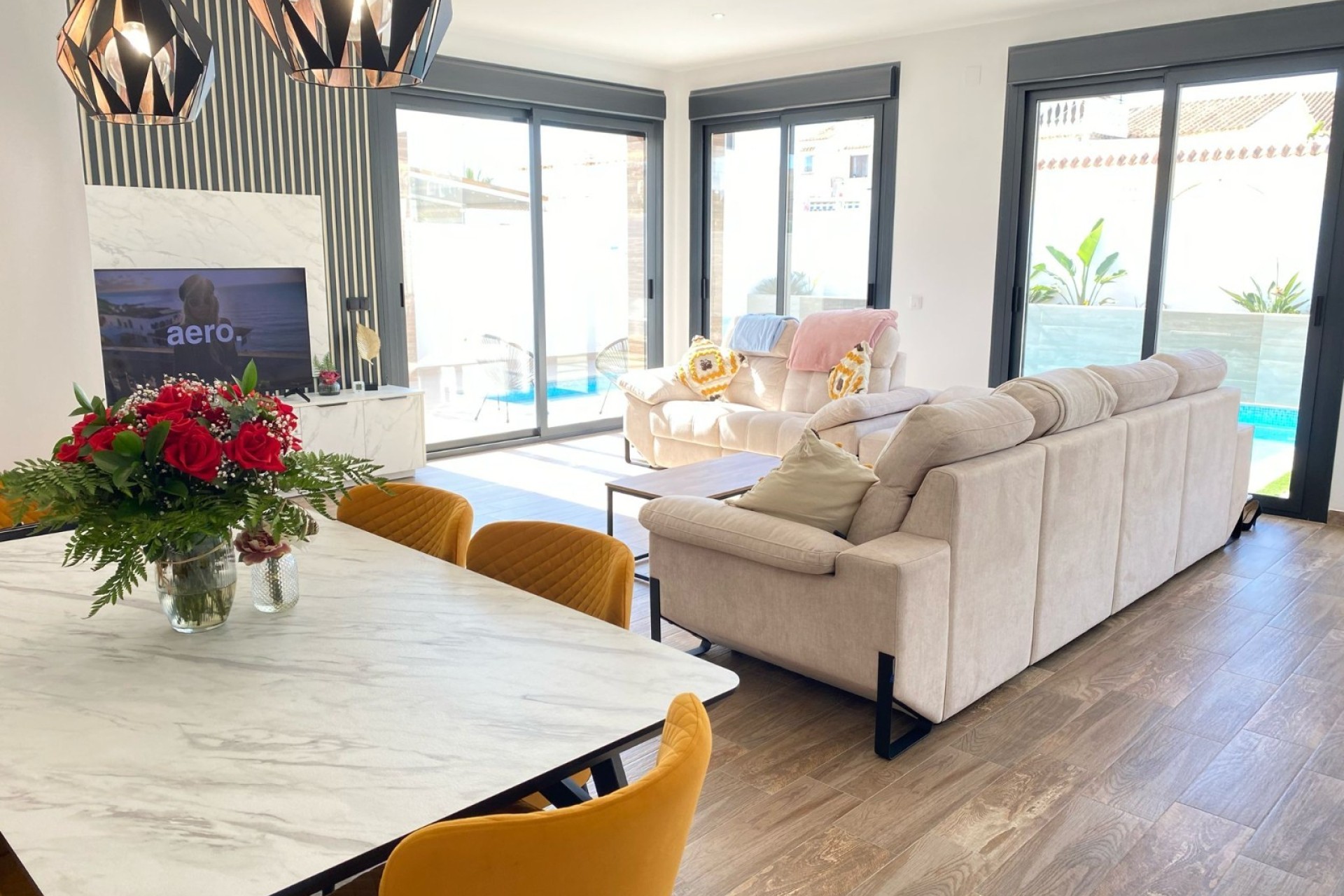 Resale - Villa - Orihuela Costa - Villamartín