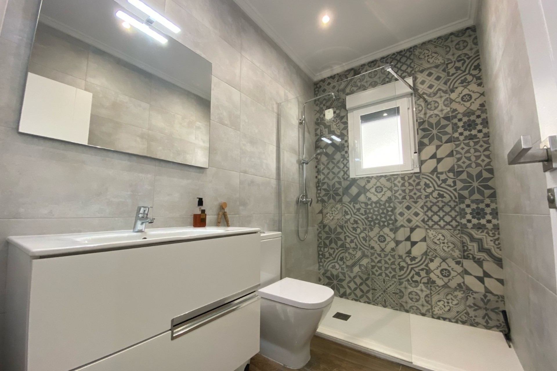 Resale - Villa - Orihuela Costa - Villamartín
