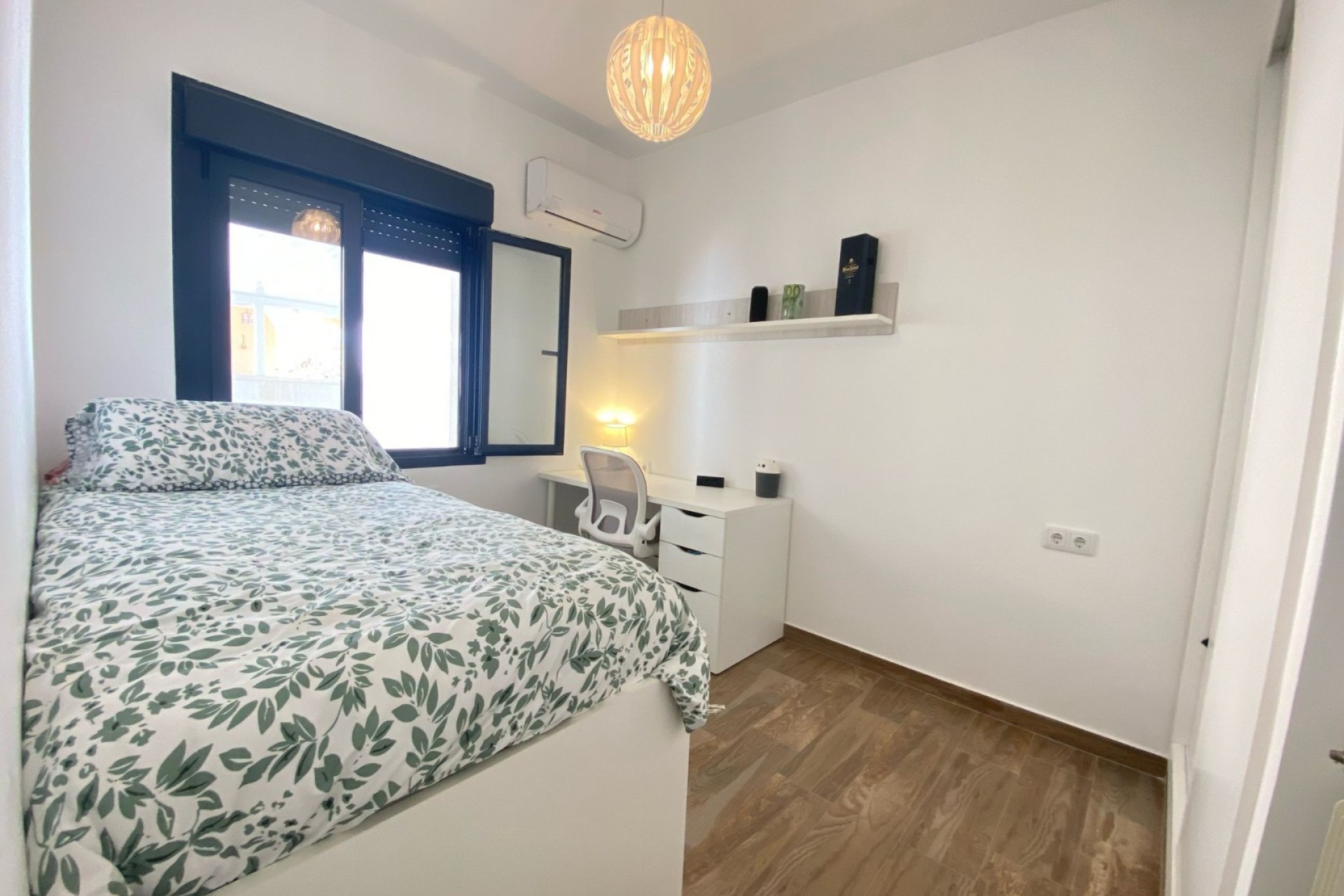 Resale - Villa - Orihuela Costa - Villamartín
