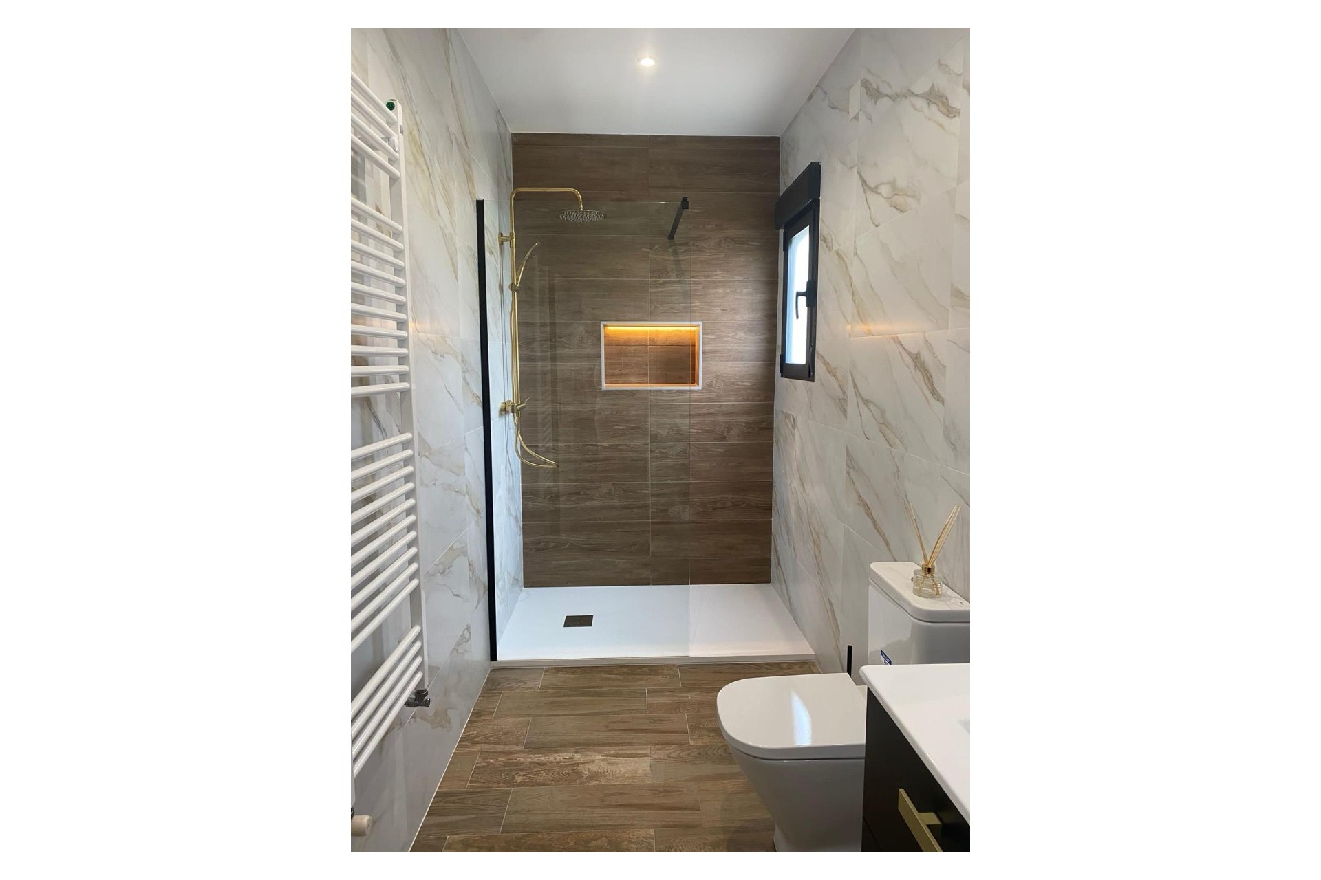 Resale - Villa - Orihuela Costa - Villamartín
