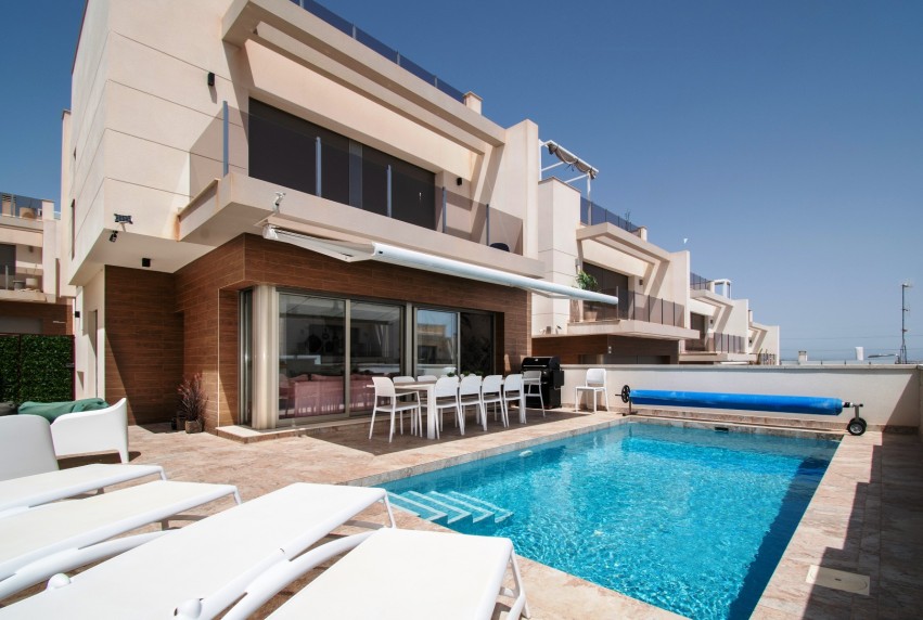 Resale - Villa - Orihuela Costa - Villamartín
