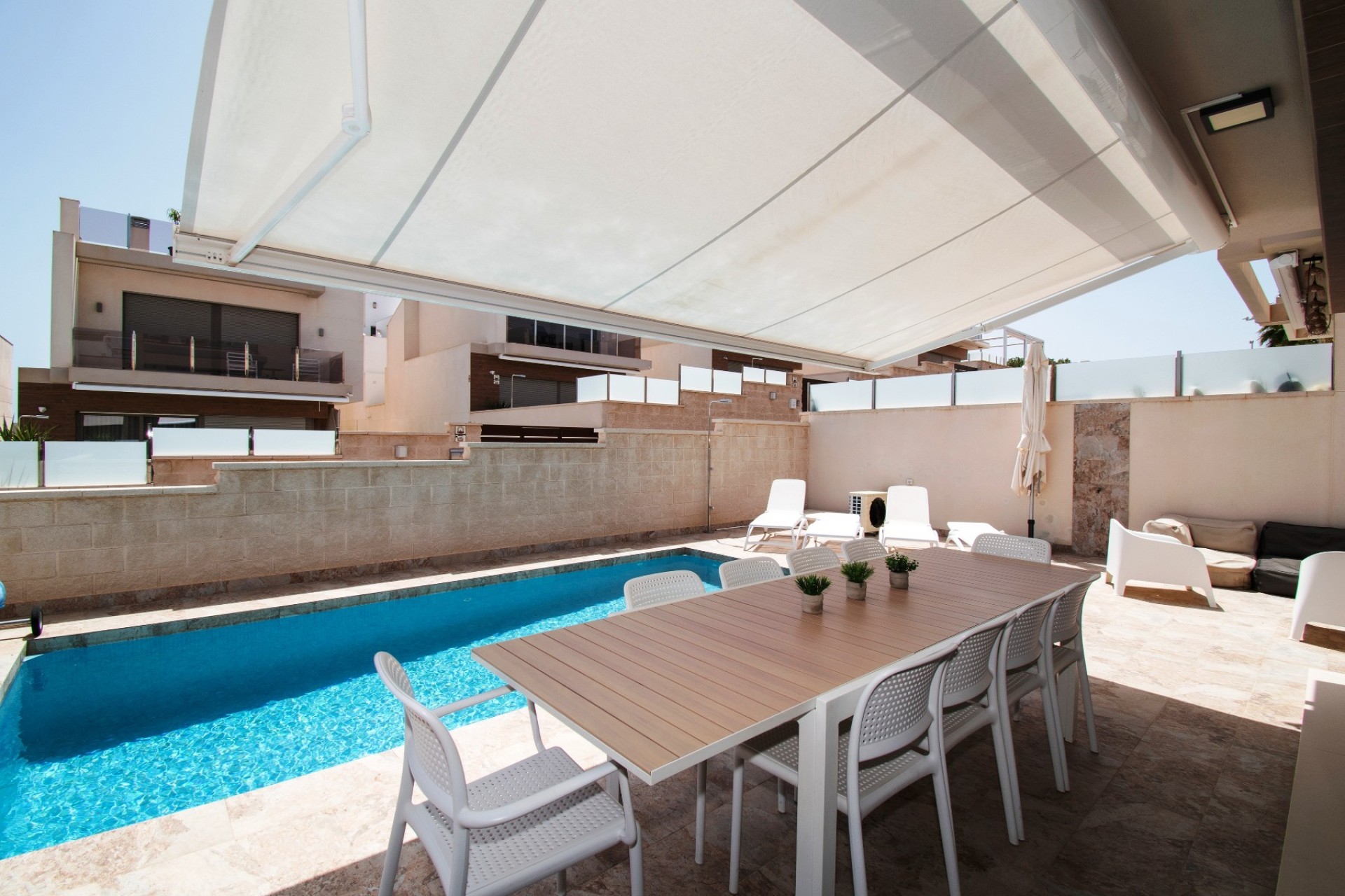 Resale - Villa - Orihuela Costa - Villamartín
