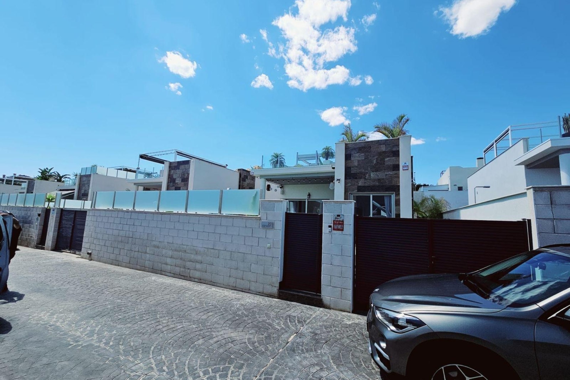 Resale - Villa - Orihuela Costa - Villamartín