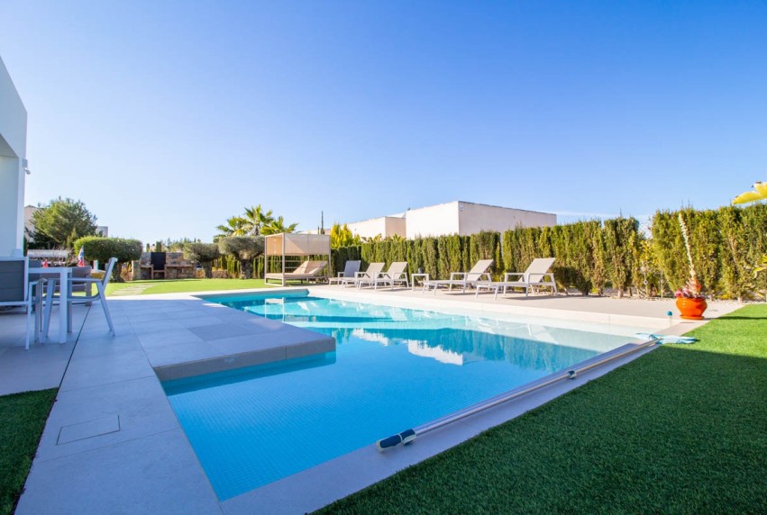 Resale - Villa - Orihuela - Las colinas