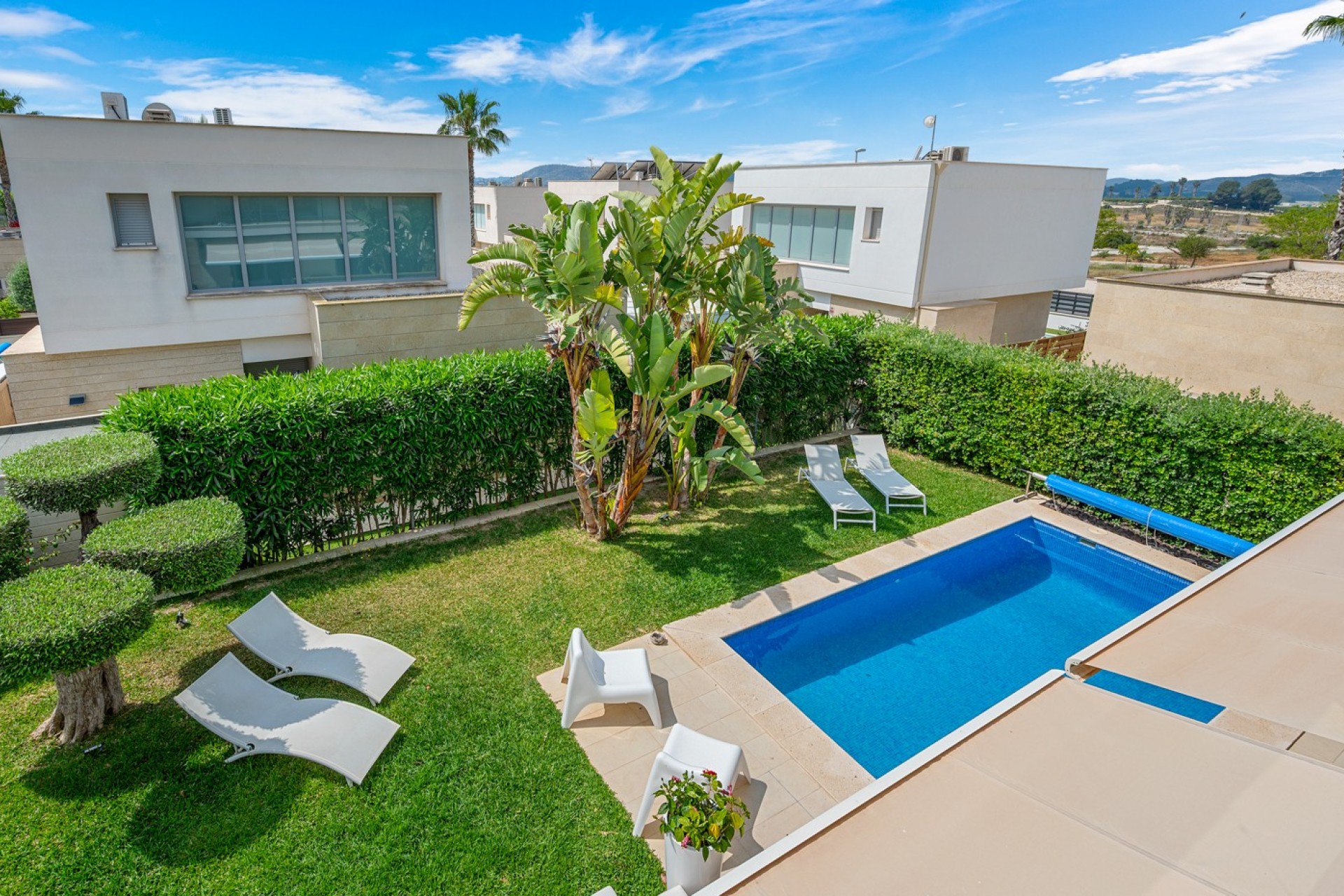 Resale - Villa - Orihuela - Vistabella