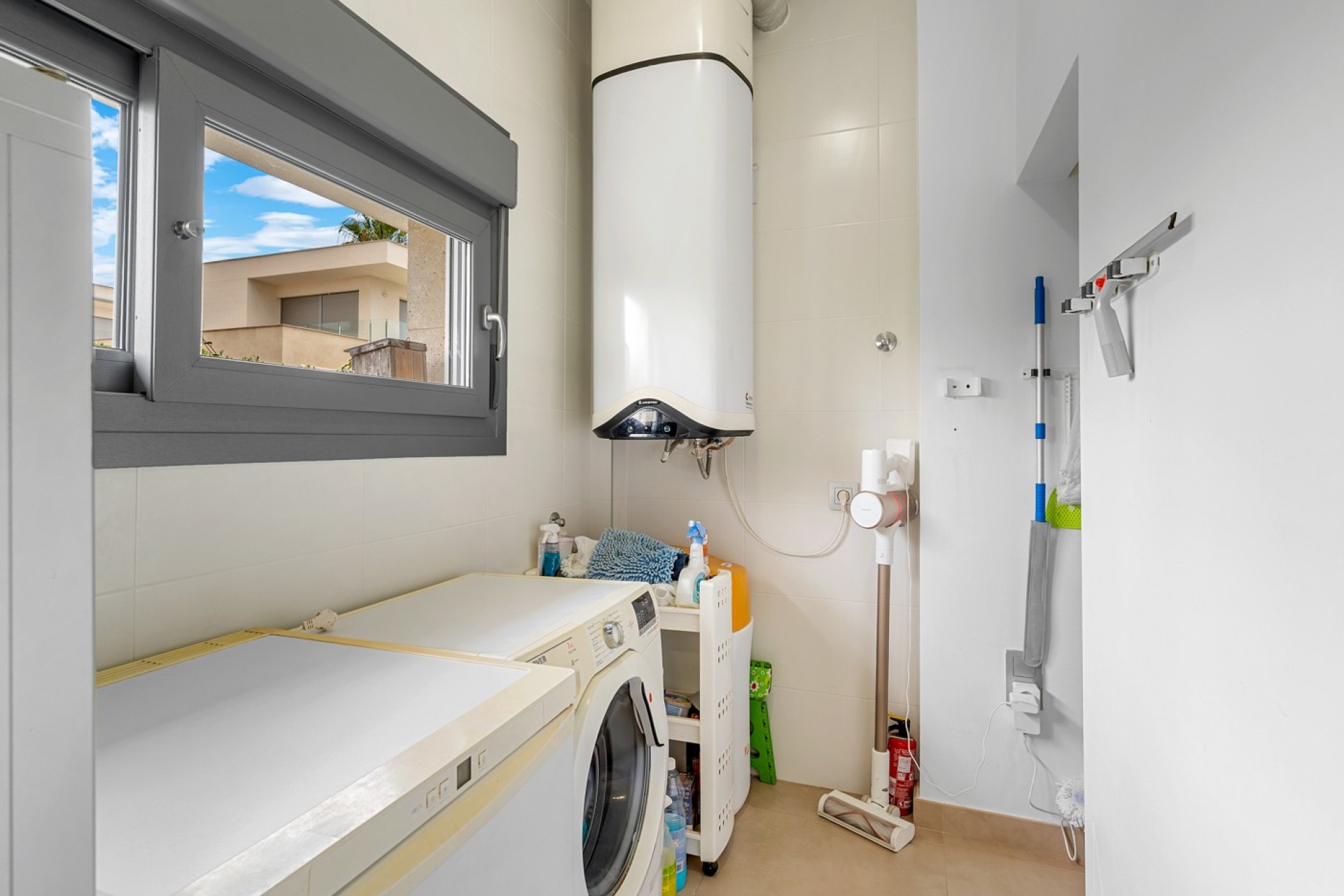 Resale - Villa - Orihuela - Vistabella