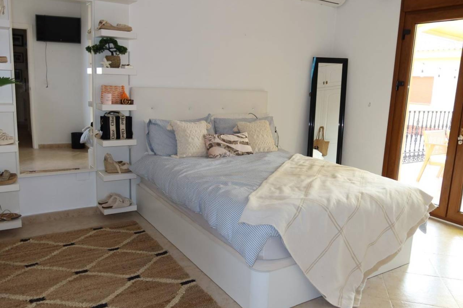 Resale - Villa - Orihuela