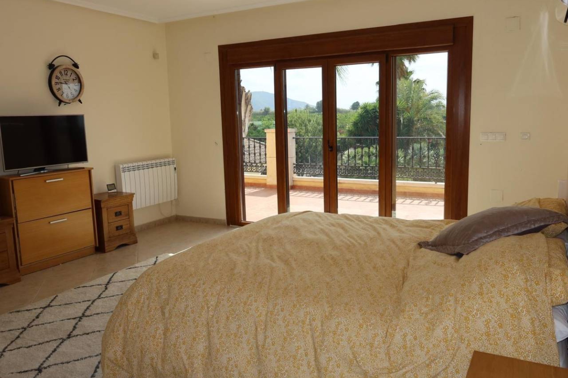 Resale - Villa - Orihuela