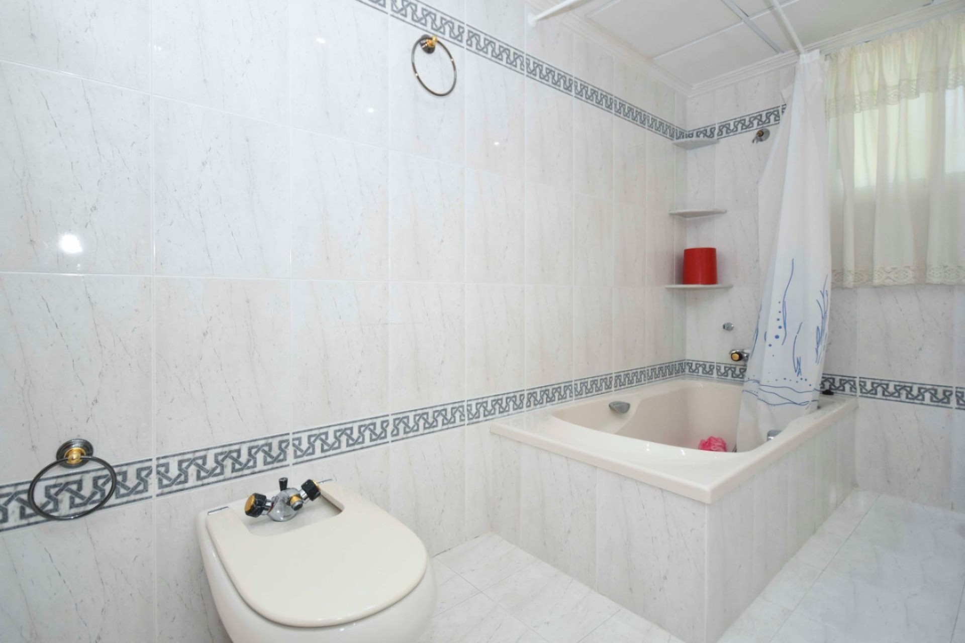 Resale - Villa - Orihuela