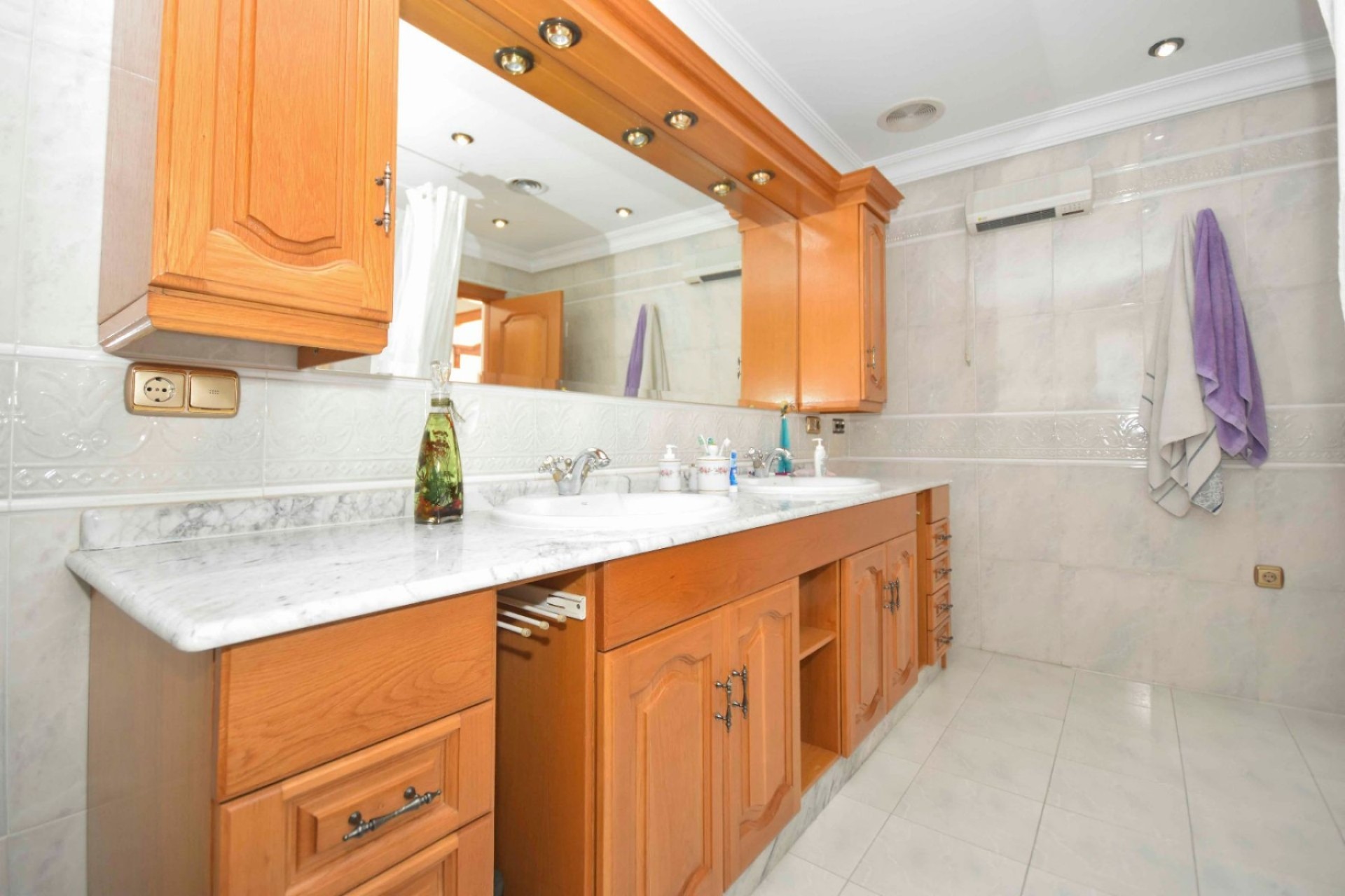 Resale - Villa - Orihuela