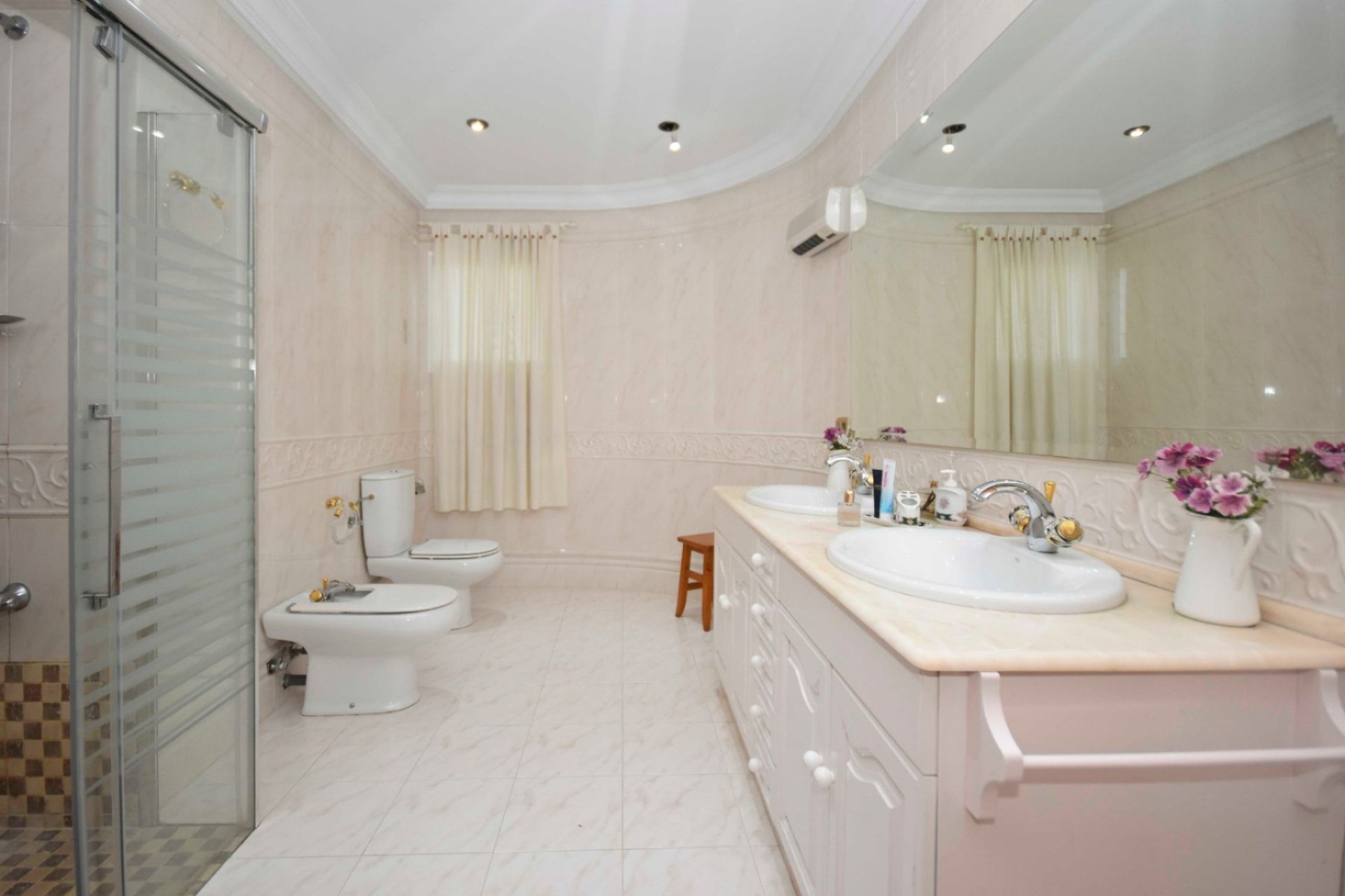 Resale - Villa - Orihuela