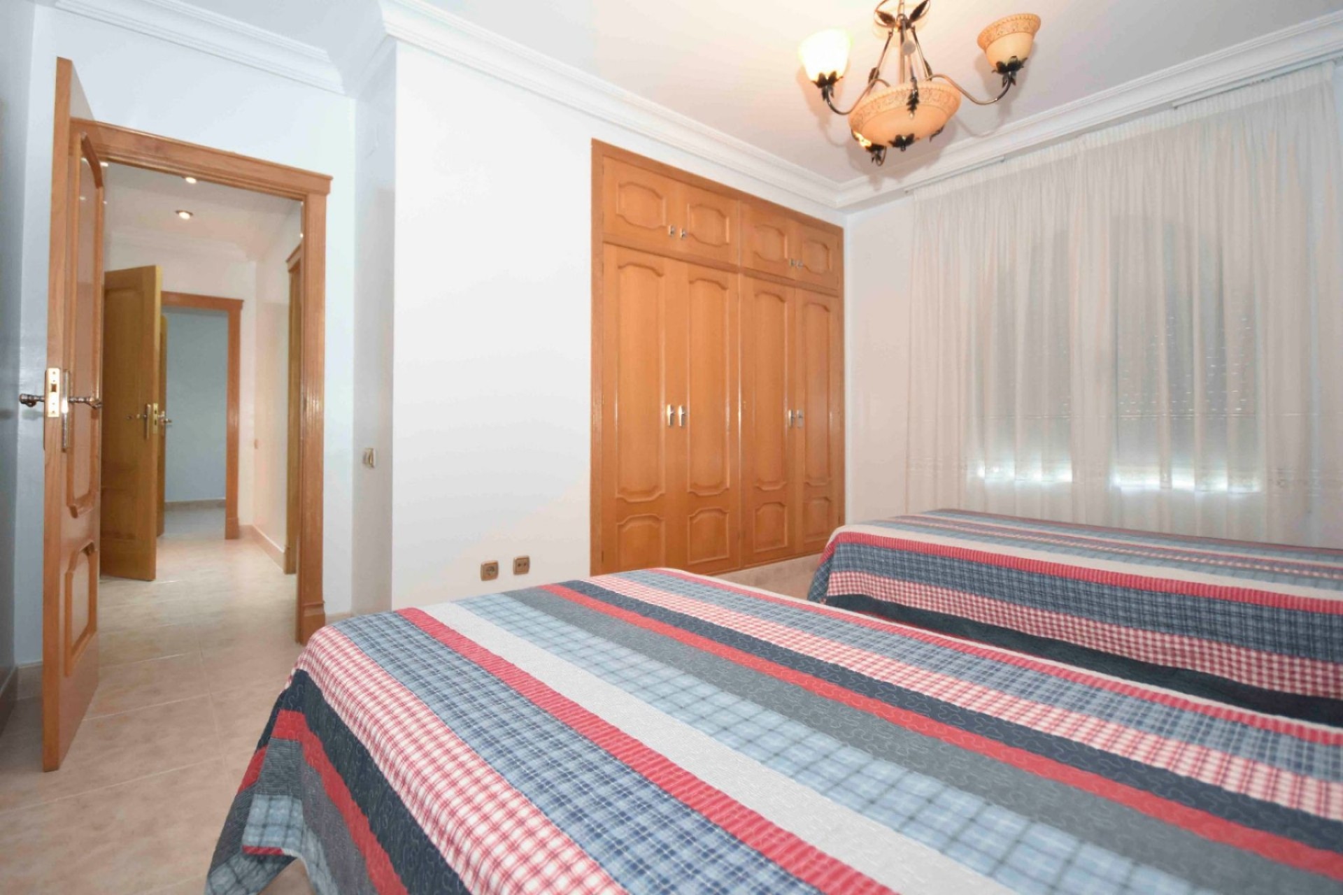 Resale - Villa - Orihuela