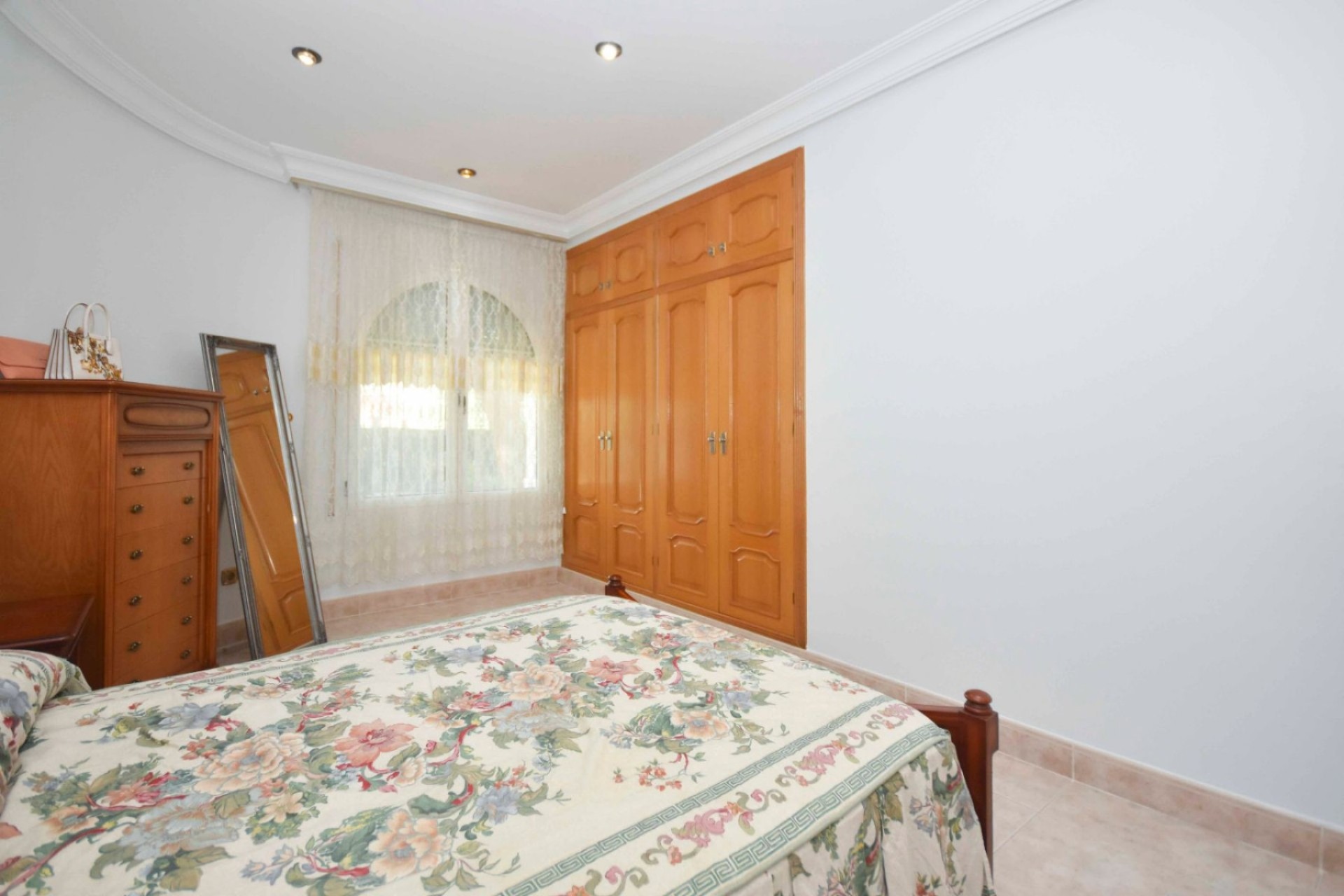 Resale - Villa - Orihuela