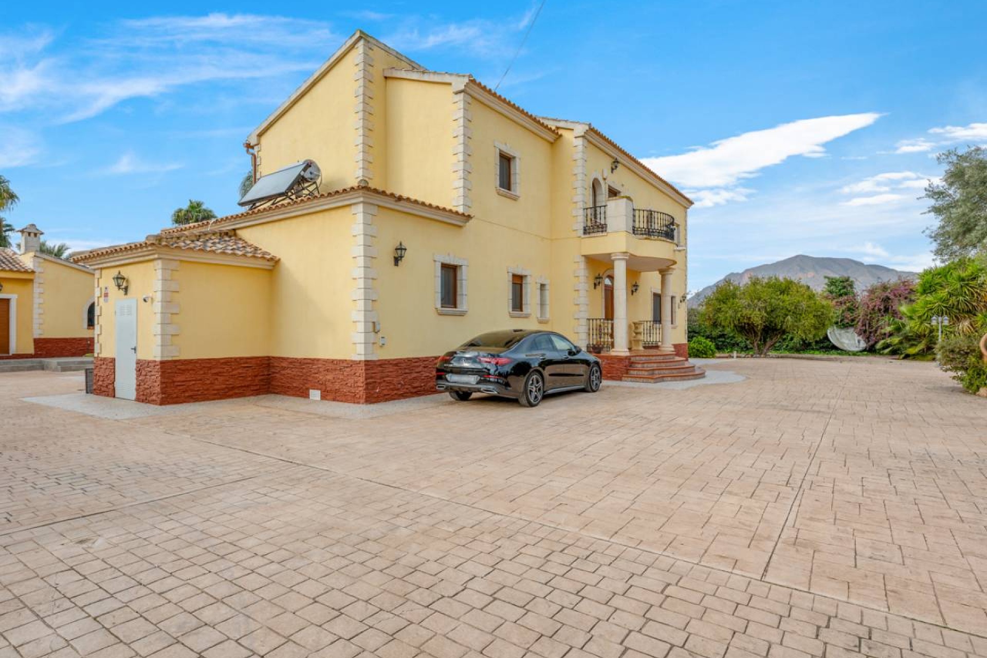 Resale - Villa - Orihuela