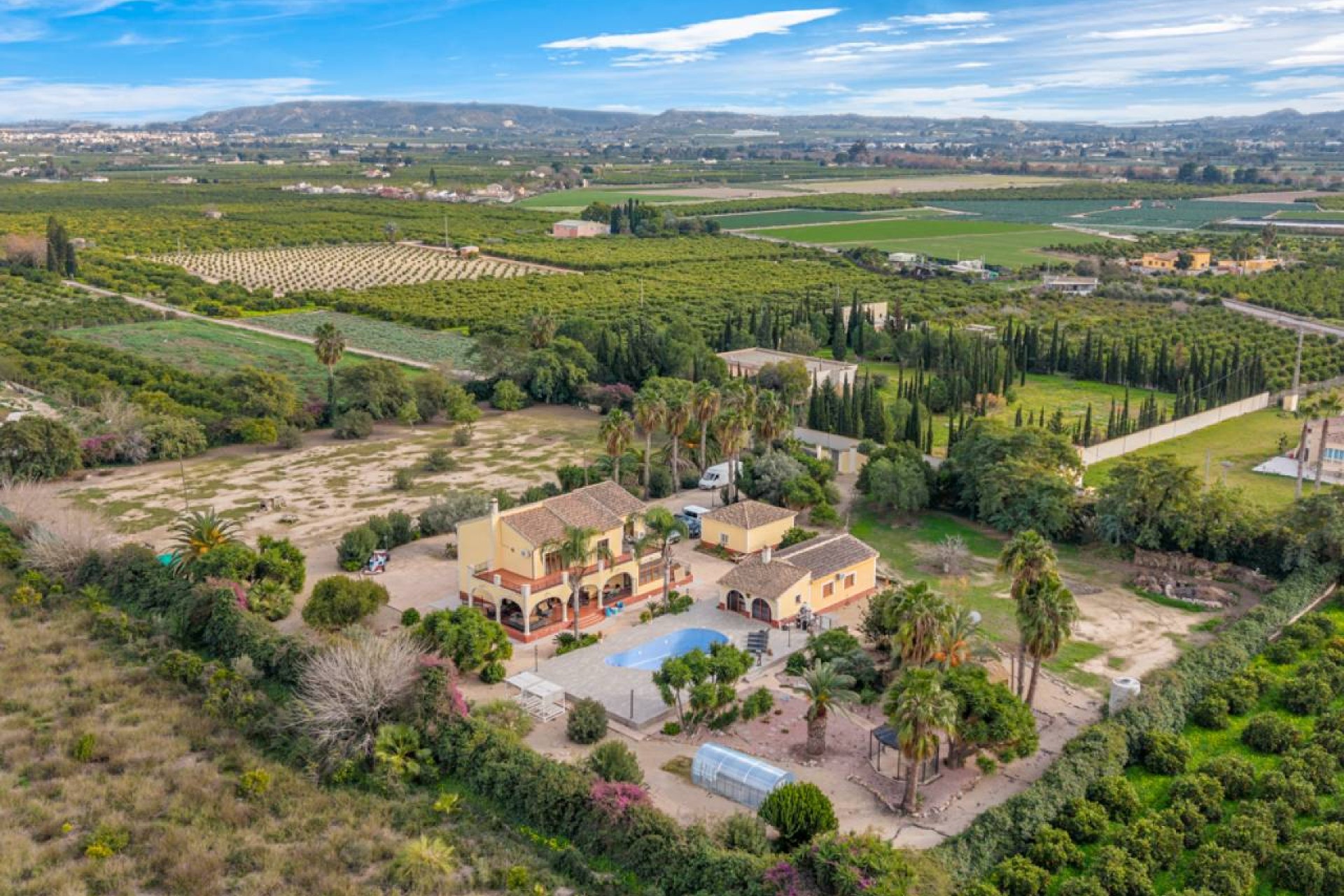 Resale - Villa - Orihuela