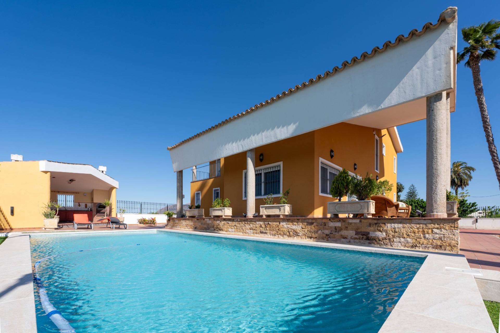 Resale - Villa - Orihuela