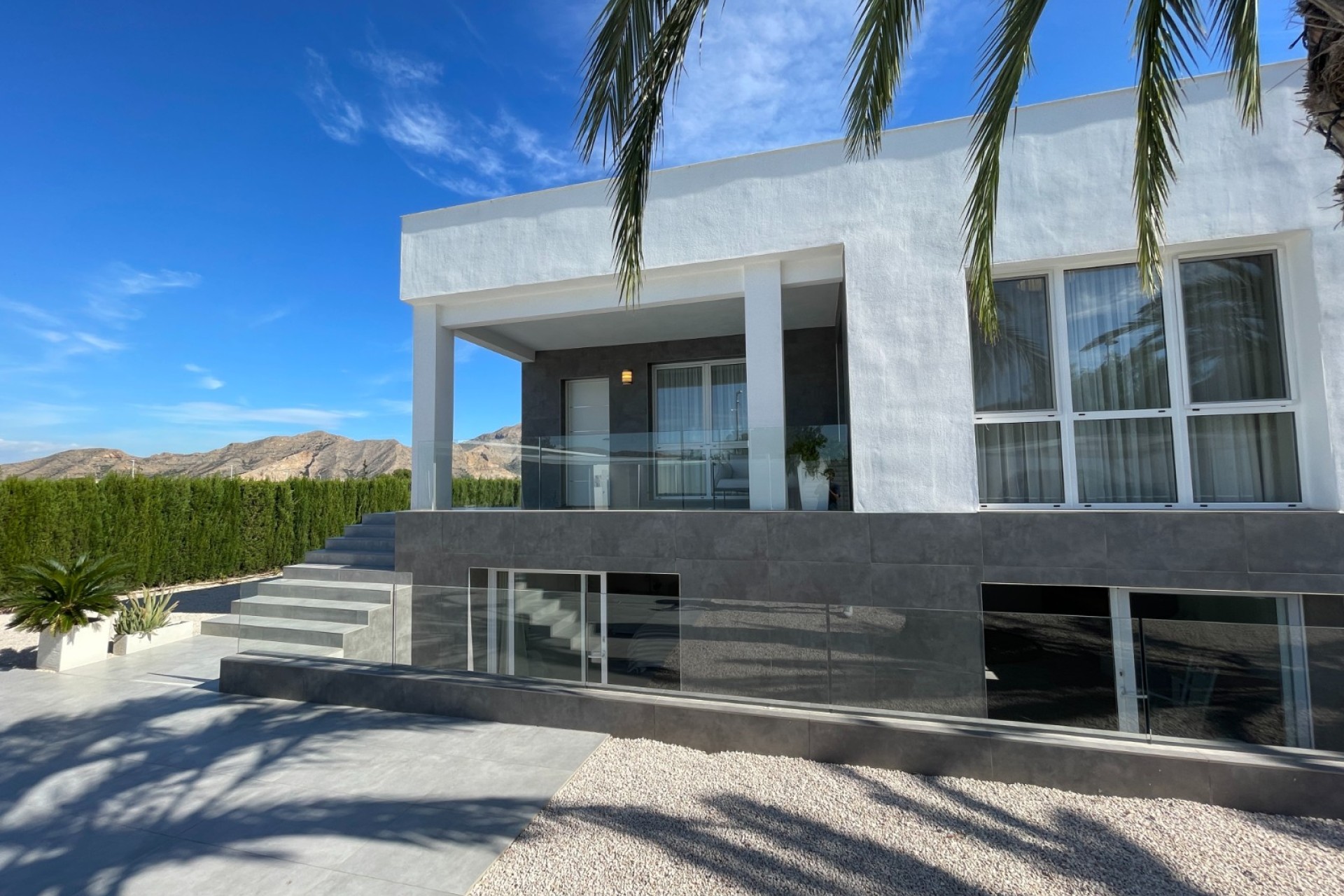 Resale - Villa - Orihuela