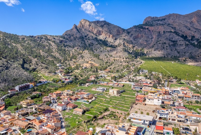 Resale - Villa - Orihuela