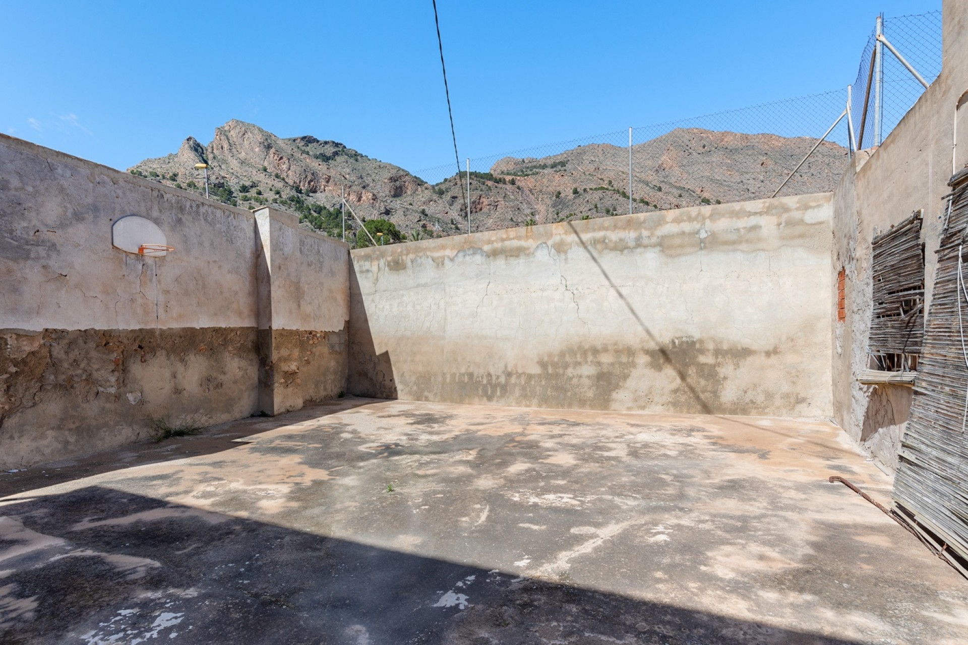 Resale - Villa - Orihuela