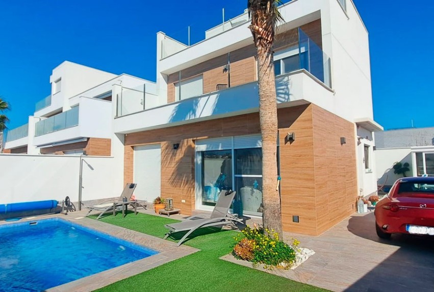 Resale - Villa - Pilar de la Horadada