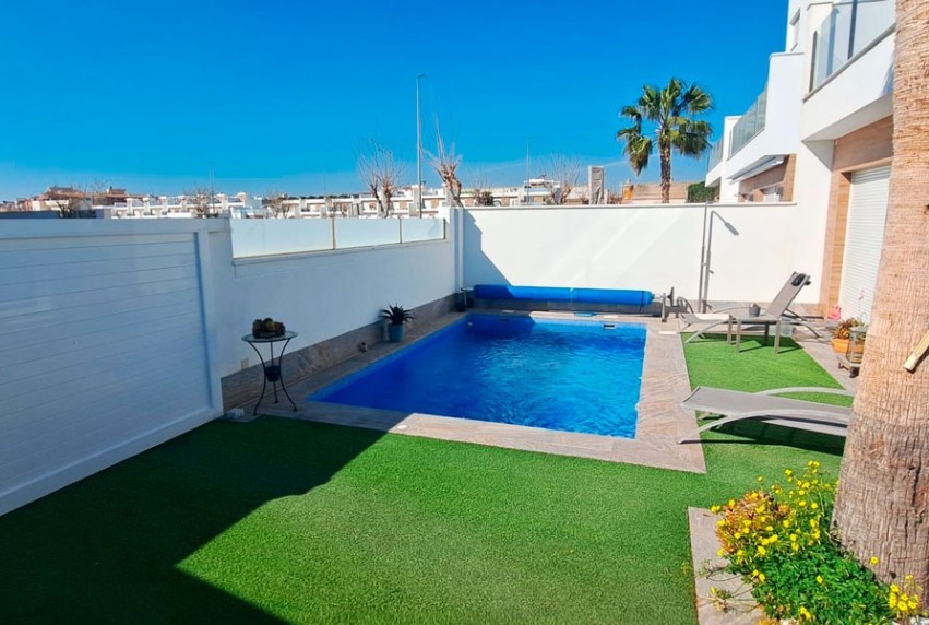 Resale - Villa - Pilar de la Horadada