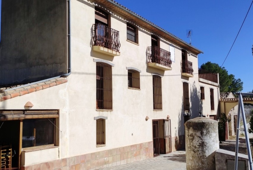 Resale - Villa - Planes