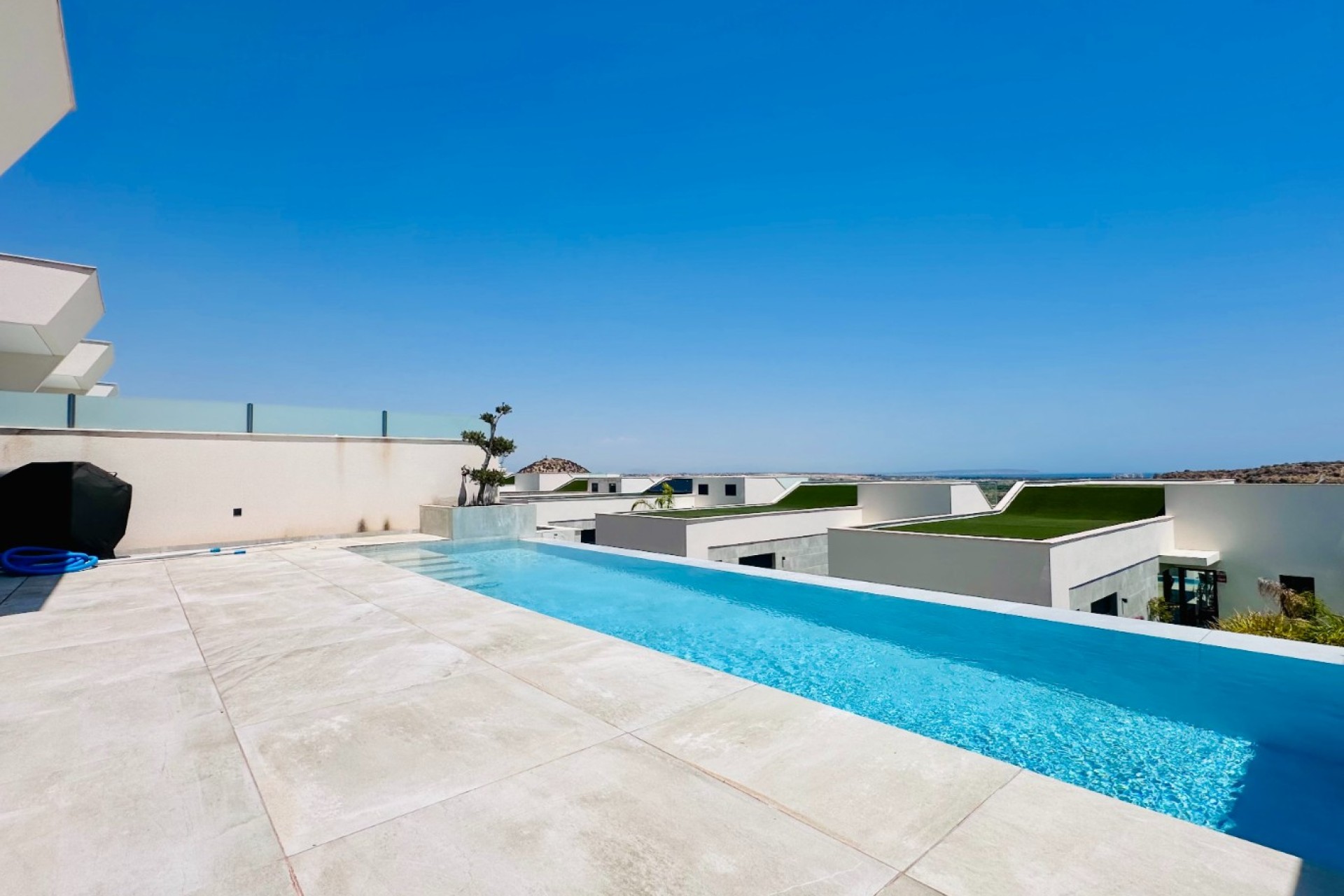 Resale - Villa - Rojales