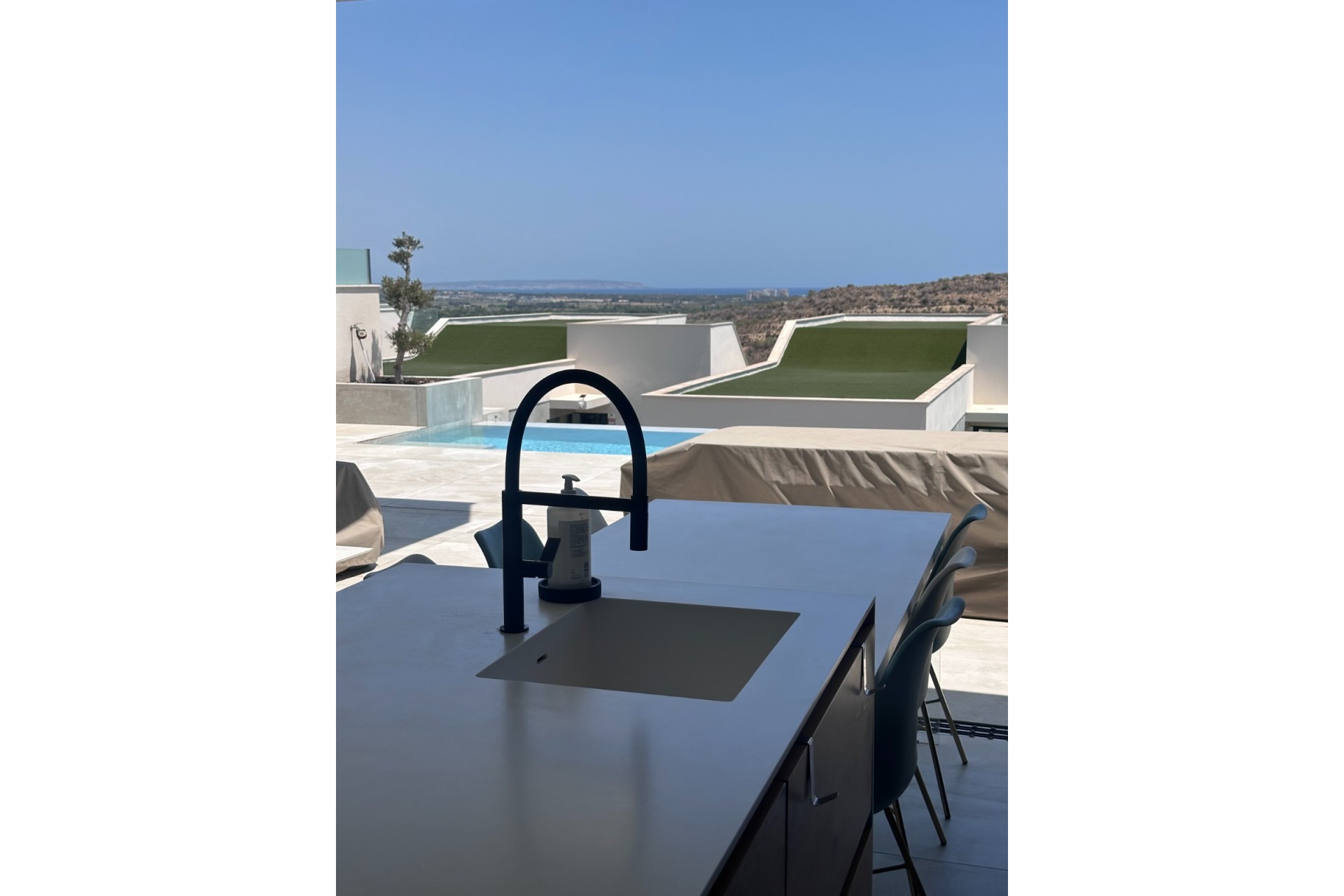 Resale - Villa - Rojales