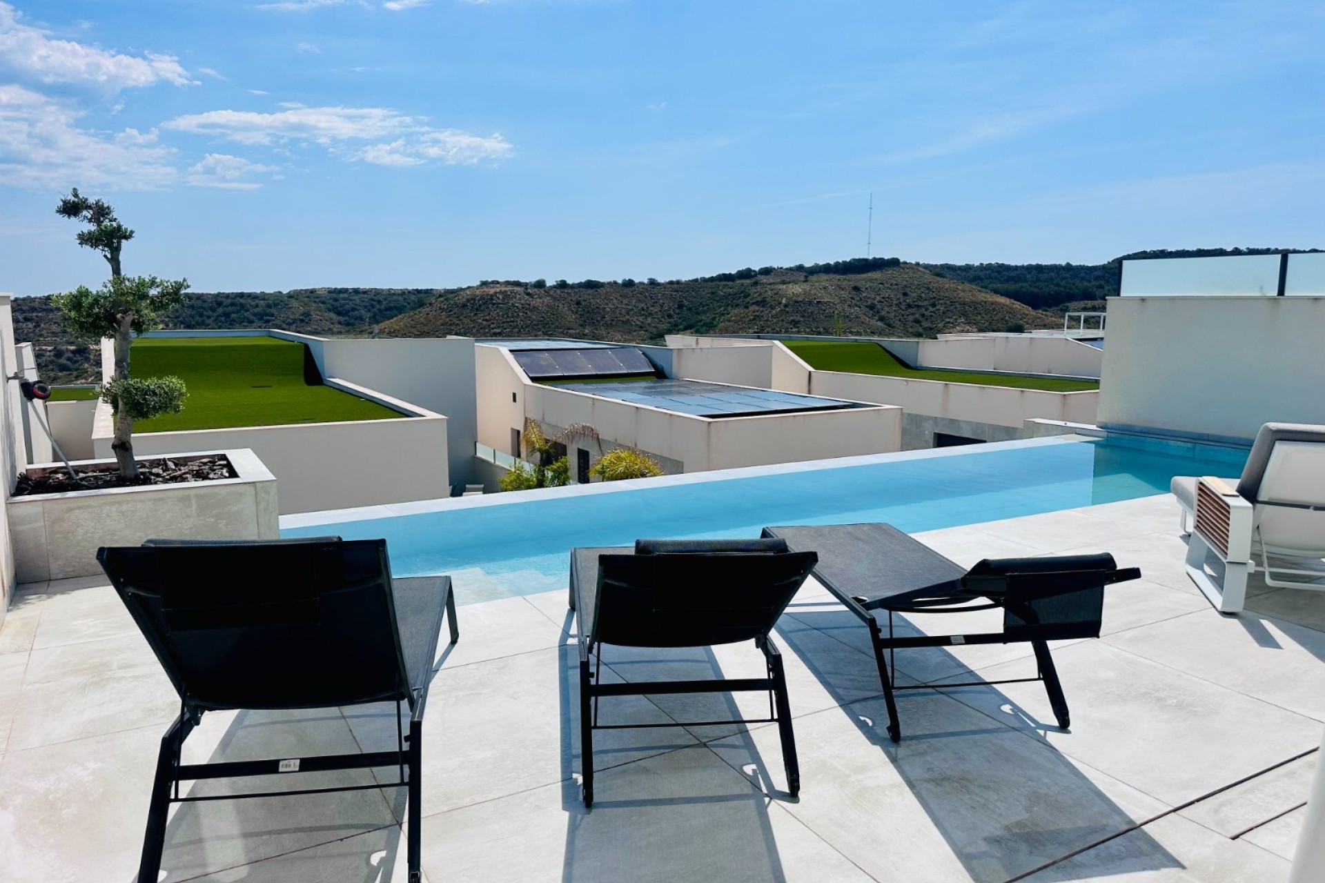 Resale - Villa - Rojales