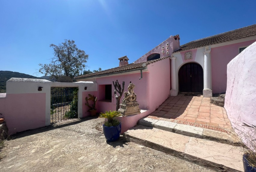 Resale - Villa - Ronda