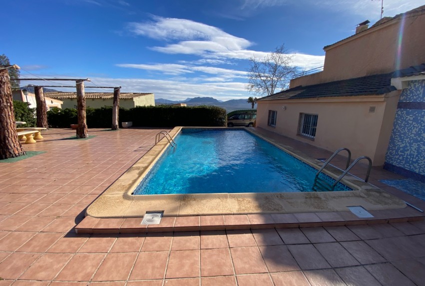 Resale - Villa - Salinas