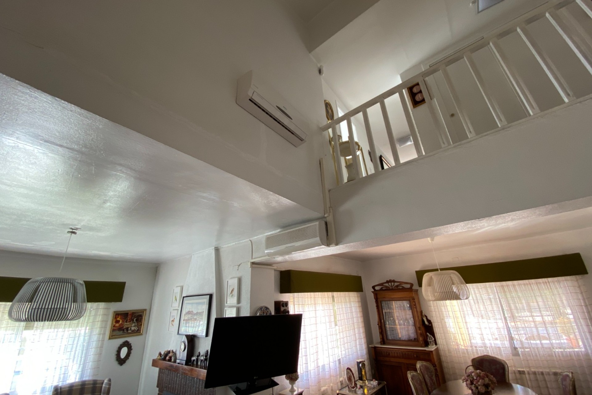 Resale - Villa - Salinas