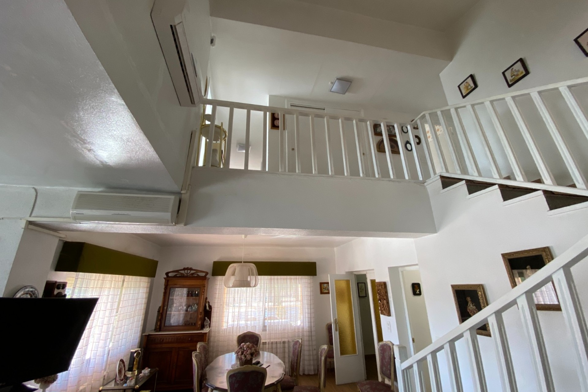 Resale - Villa - Salinas