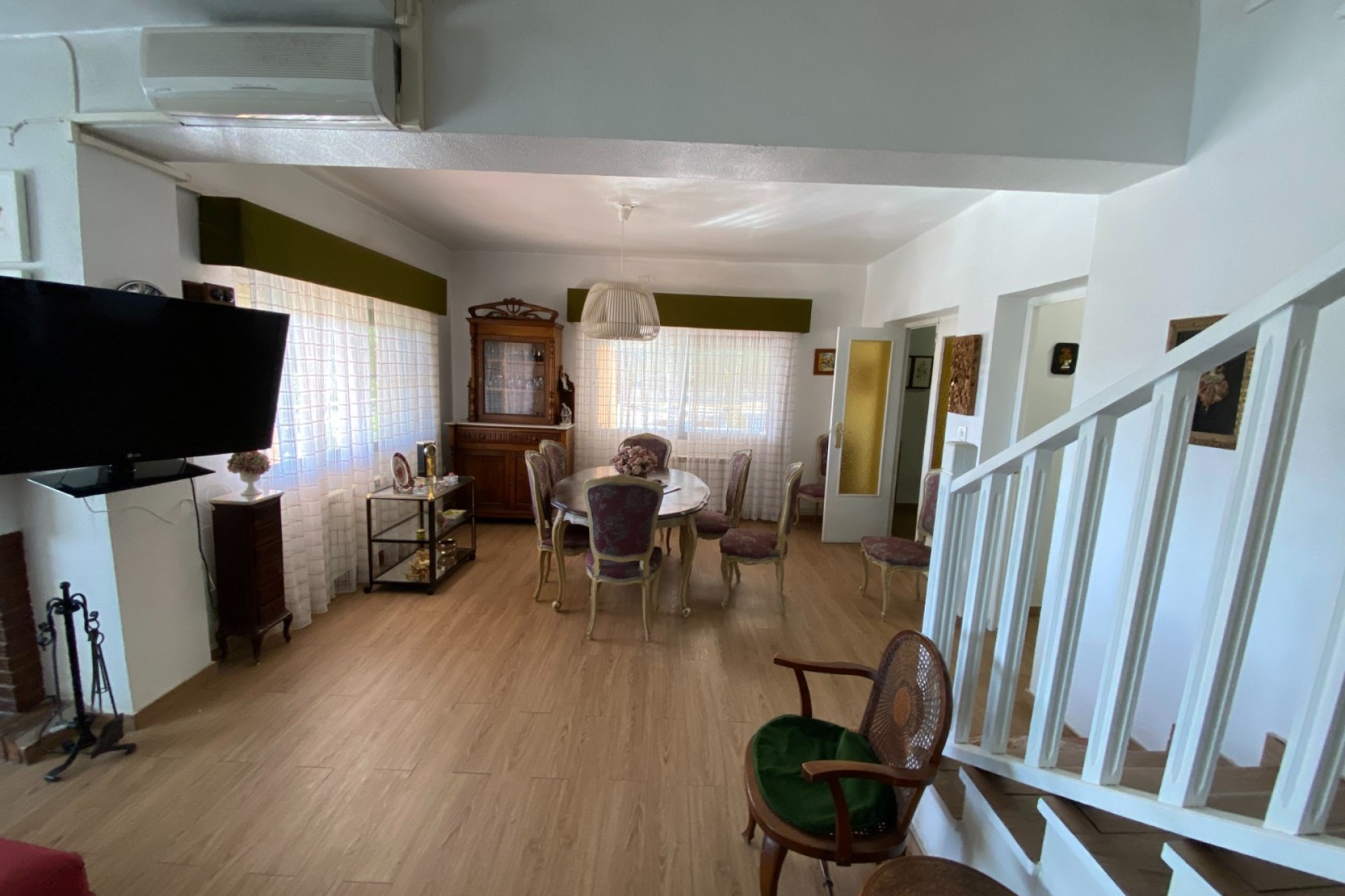 Resale - Villa - Salinas