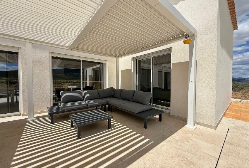 Resale - Villa - Salinas