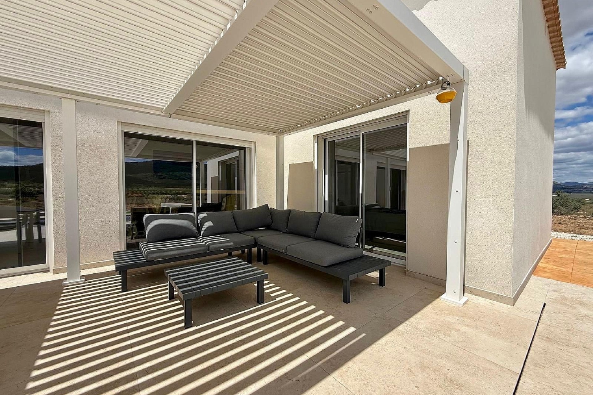 Resale - Villa - Salinas