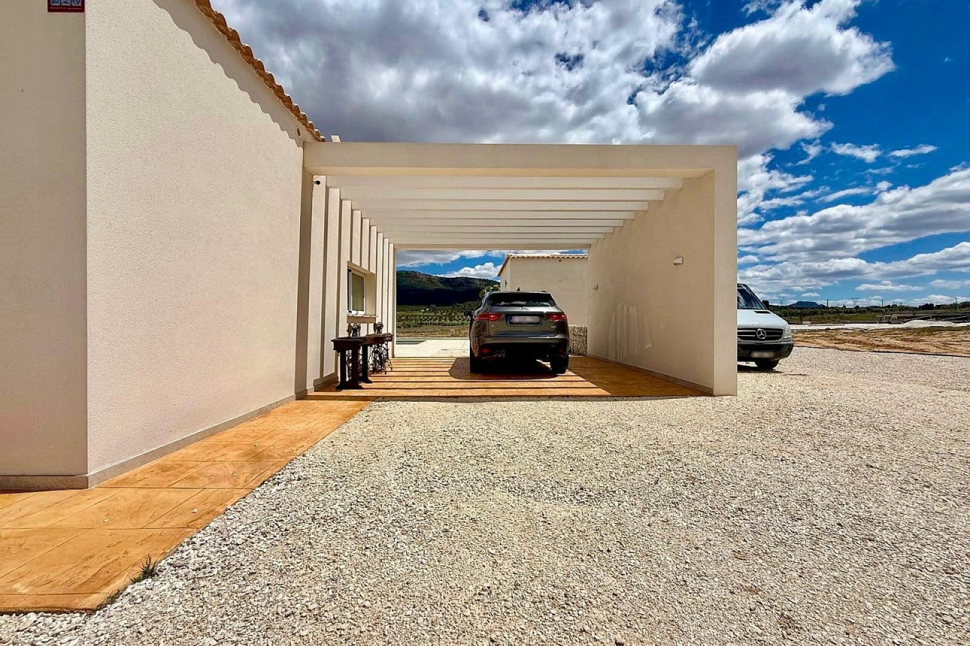 Resale - Villa - Salinas