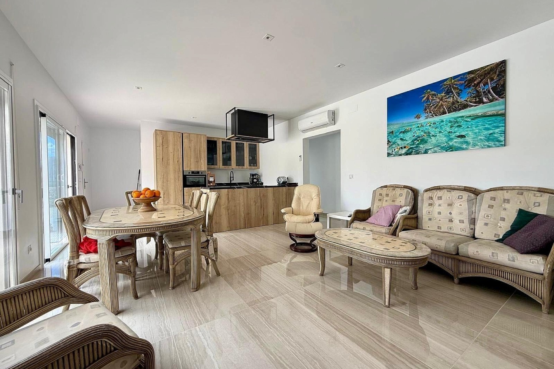 Resale - Villa - Salinas