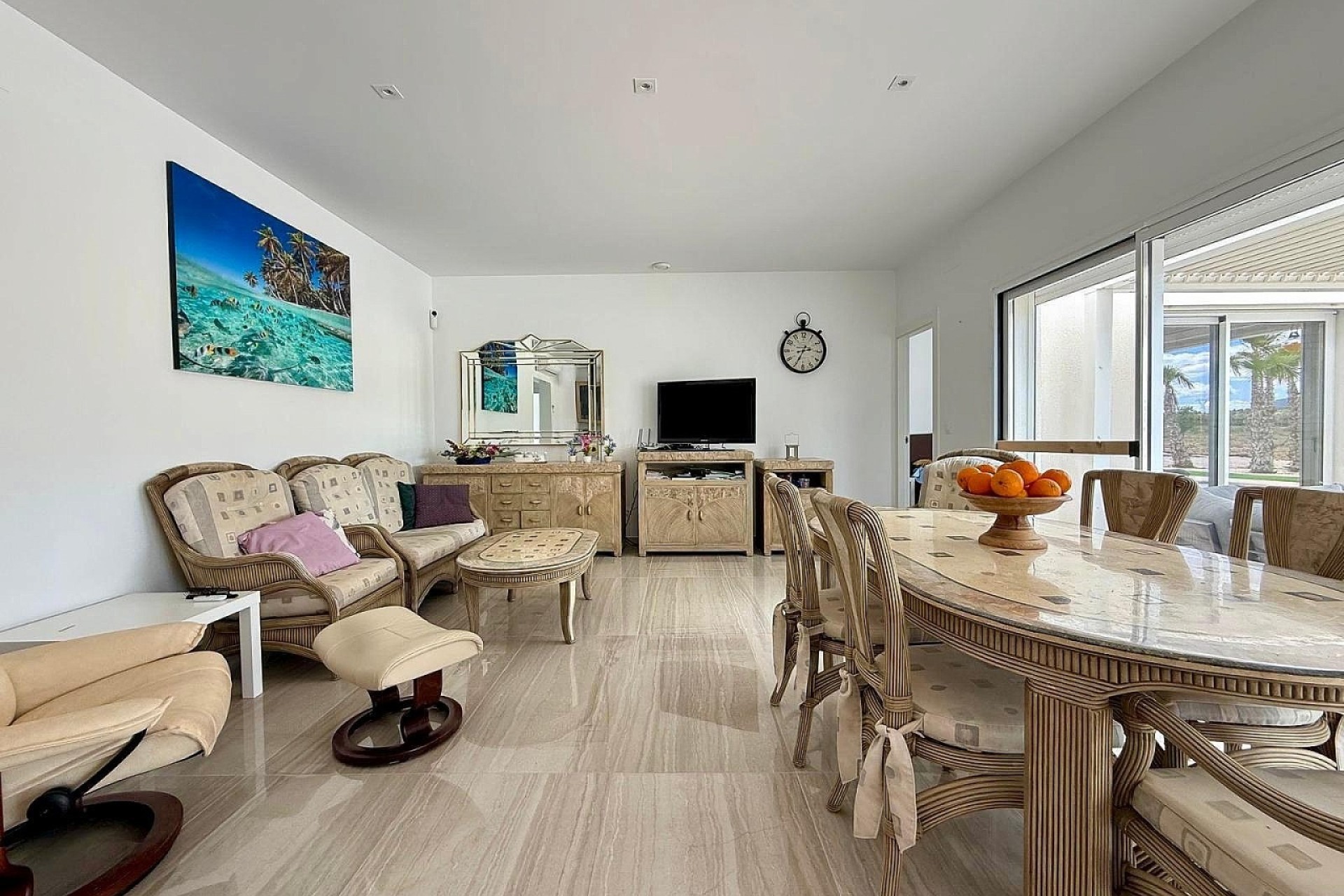 Resale - Villa - Salinas