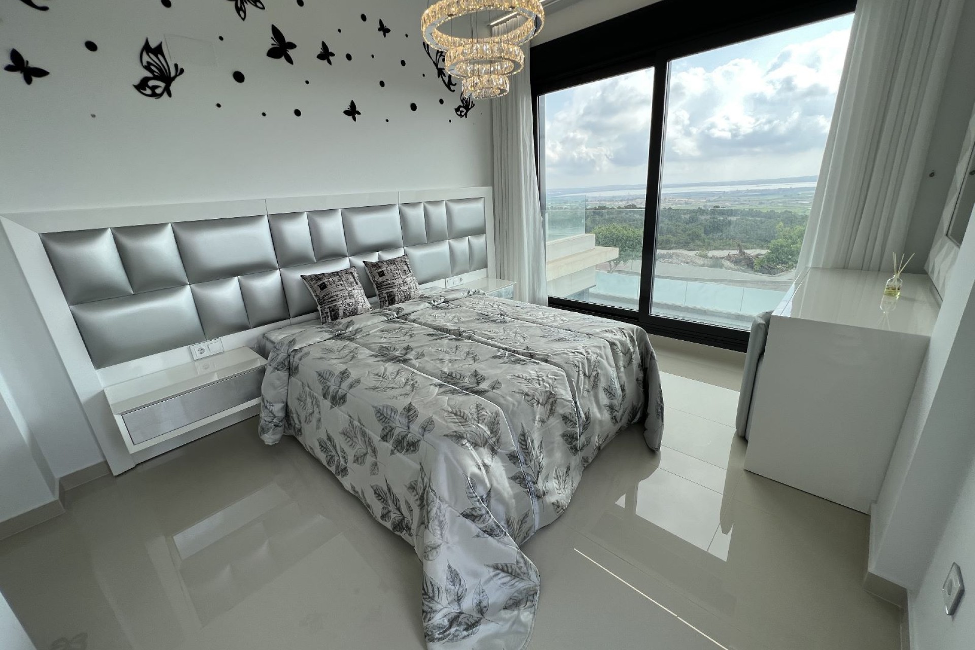 Resale - Villa - San Miguel de Salinas - Costa Blanca