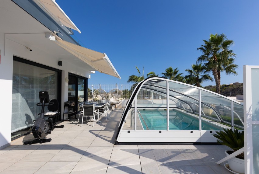 Resale - Villa - San Miguel de Salinas - Mirador De San Miguel