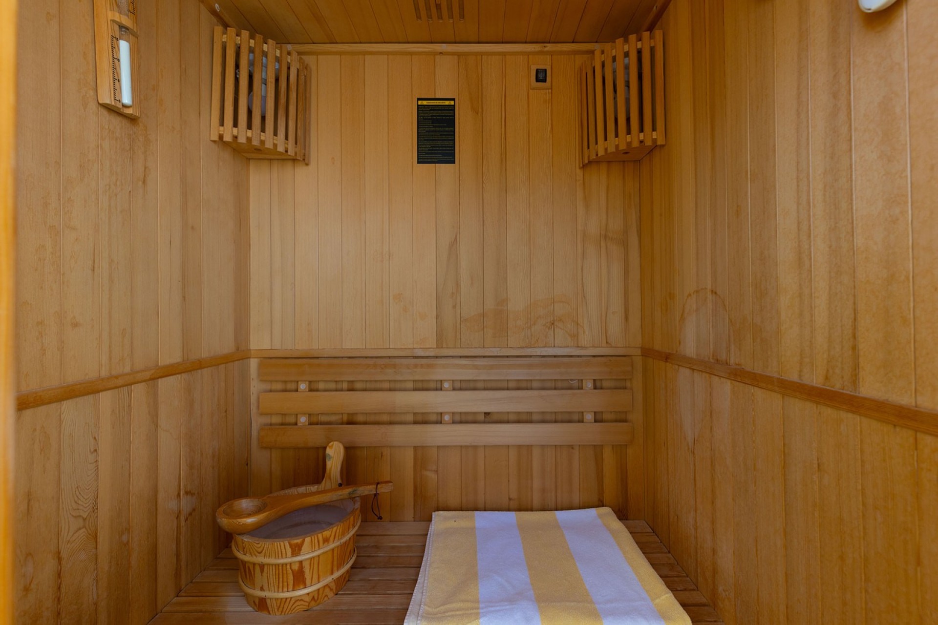 Resale - Villa - San Miguel de Salinas - Mirador De San Miguel