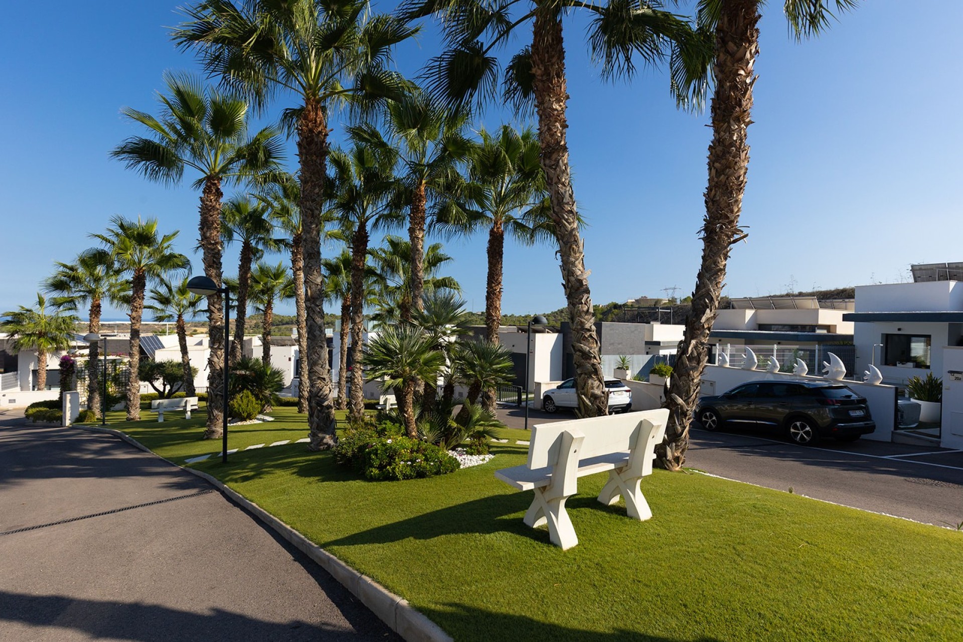 Resale - Villa - San Miguel de Salinas - Mirador De San Miguel