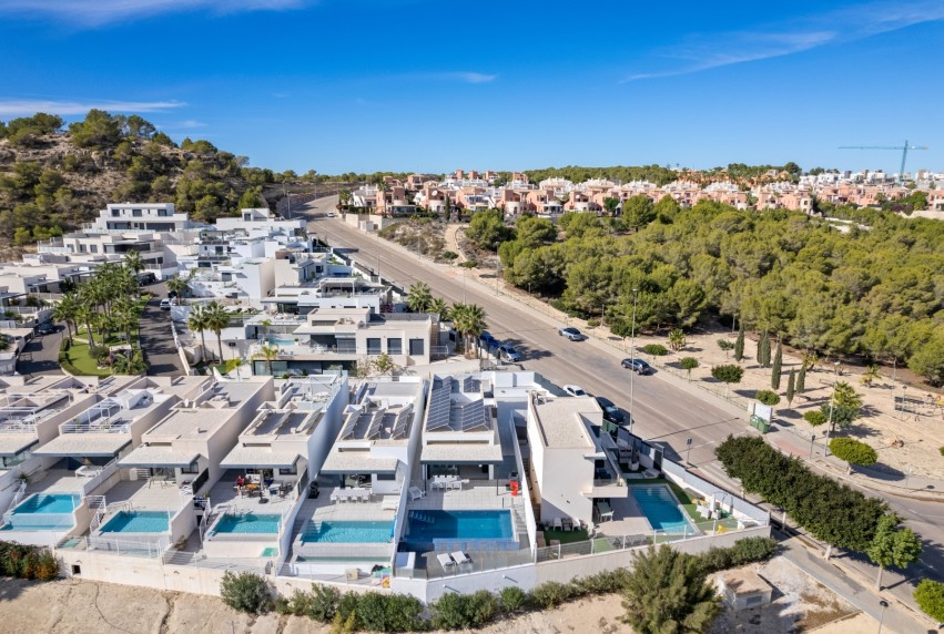 Resale - Villa - San Miguel de Salinas - Mirador De San Miguel