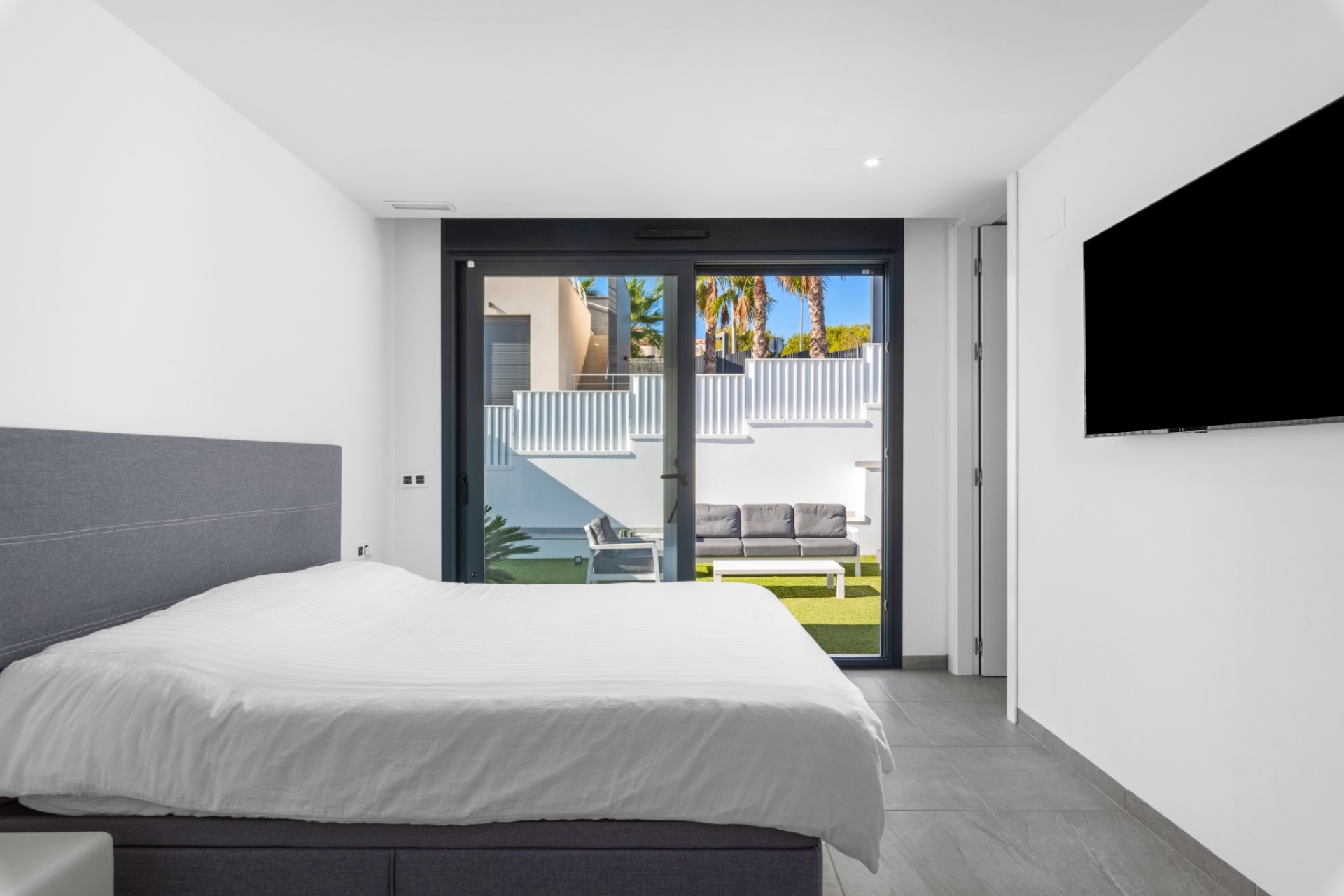 Resale - Villa - San Miguel de Salinas - Mirador De San Miguel