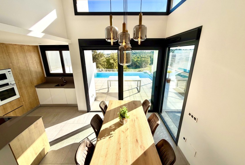 Resale - Villa - San Miguel de Salinas