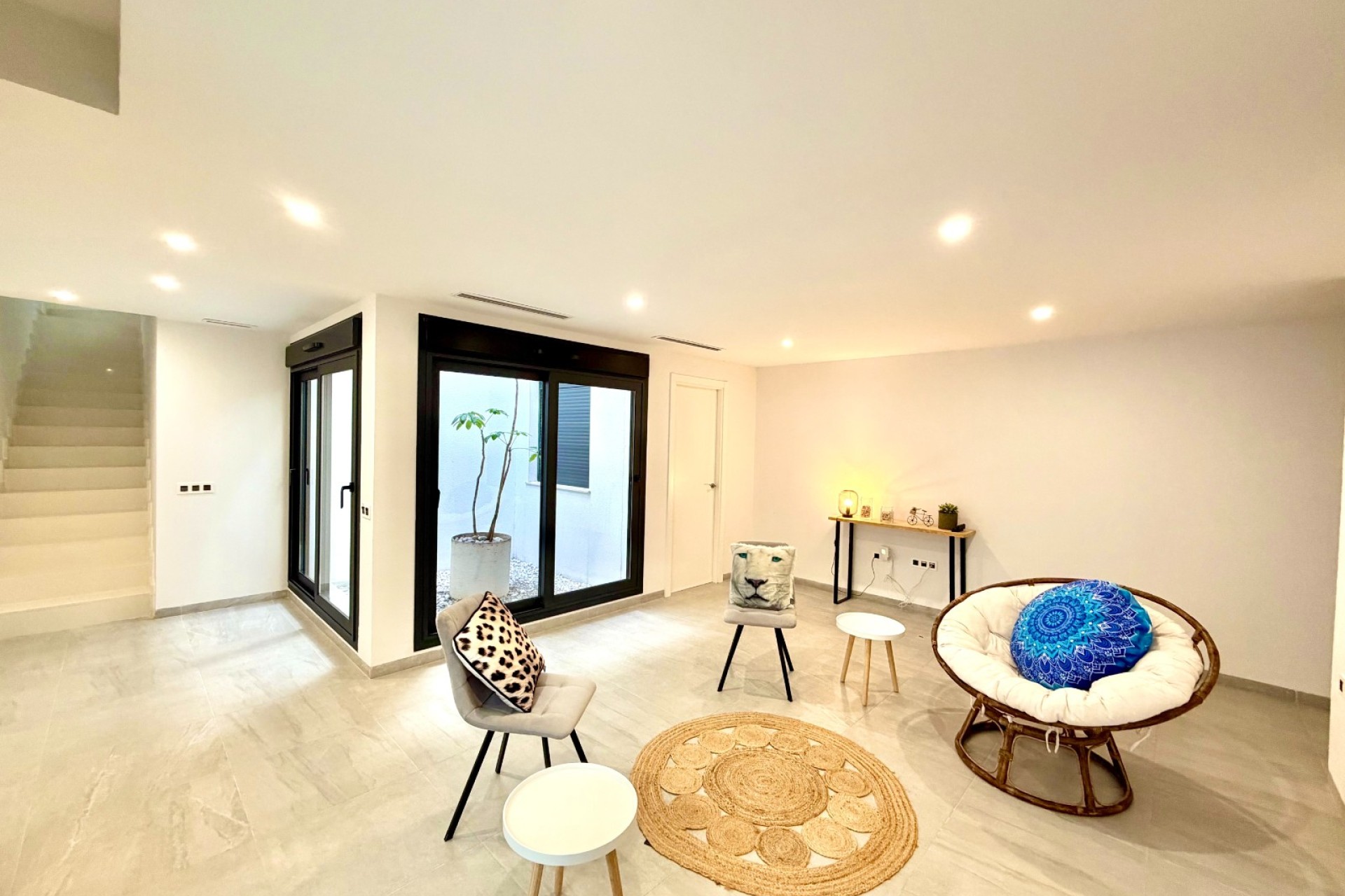 Resale - Villa - San Miguel de Salinas