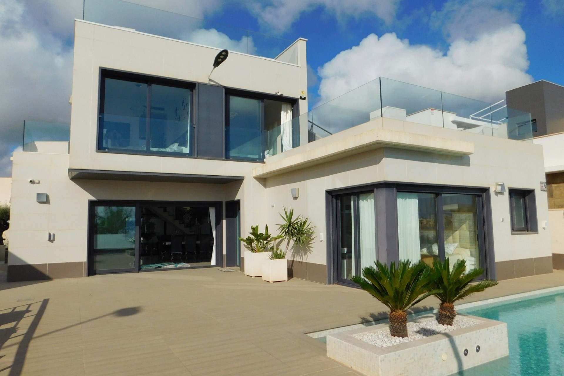 Resale - Villa - San Miguel de Salinas