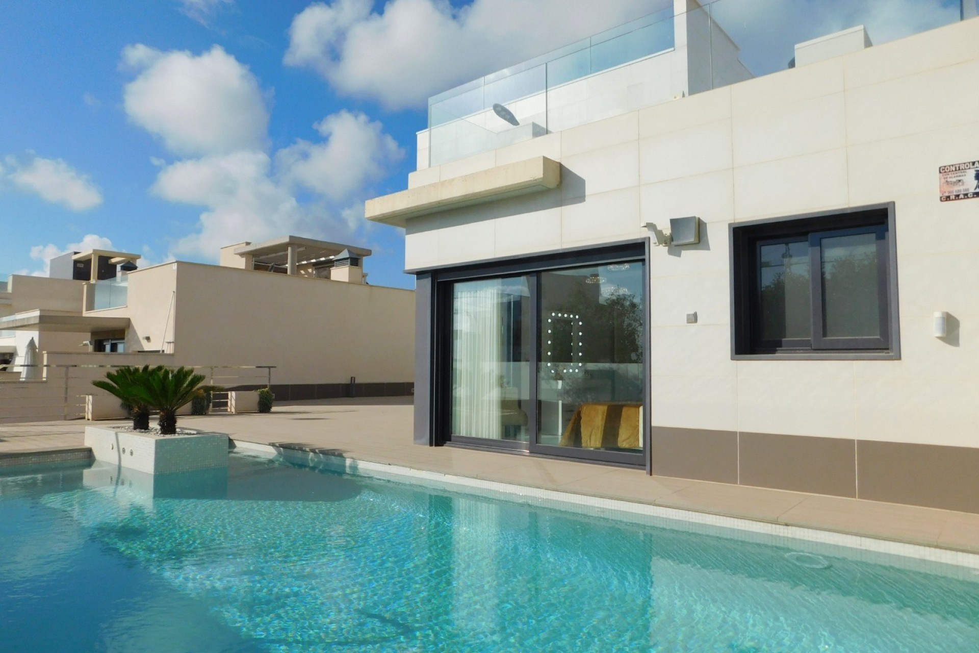 Resale - Villa - San Miguel de Salinas