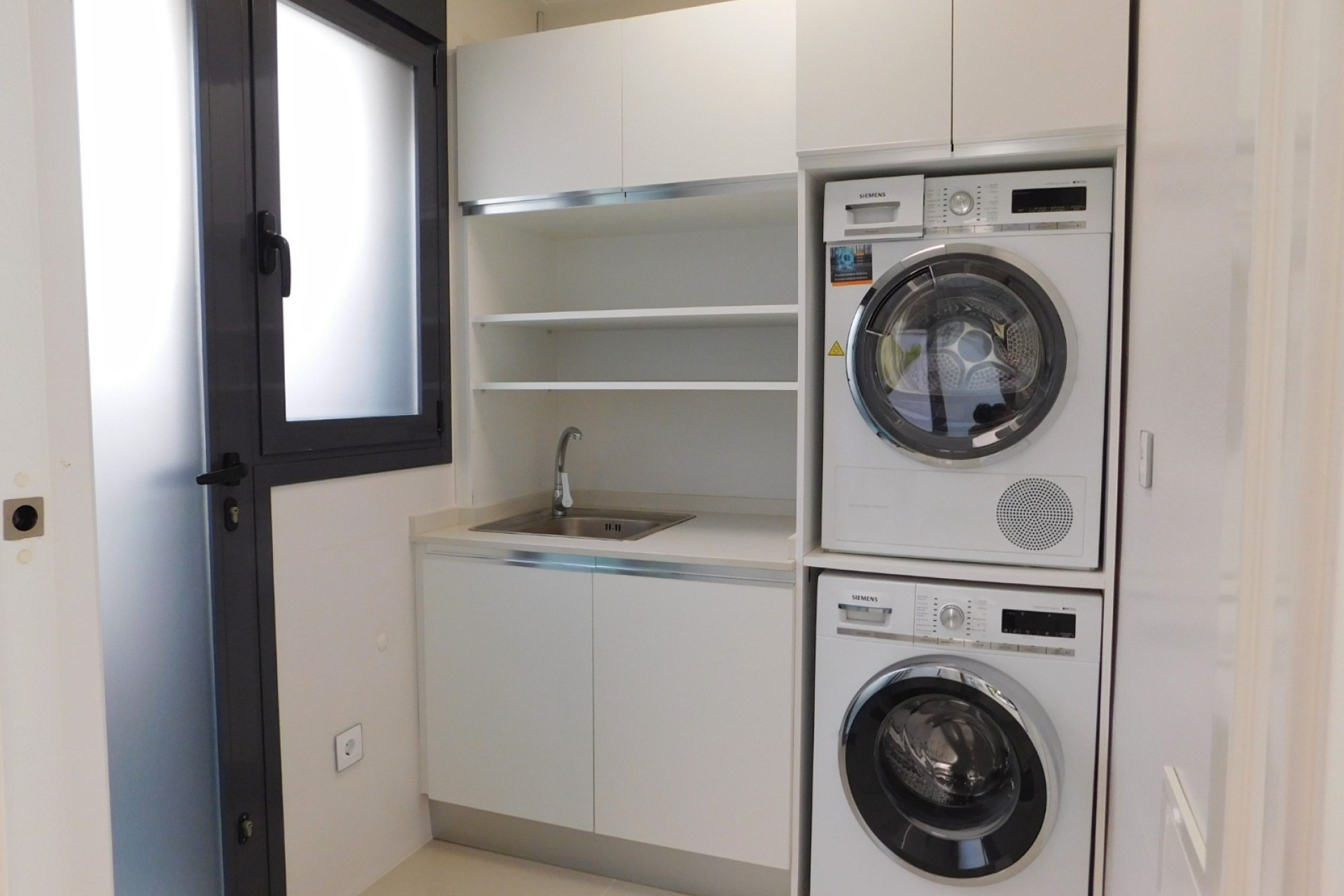 Resale - Villa - San Miguel de Salinas